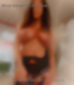 Interested in in St. Louis meeting couples for fun.