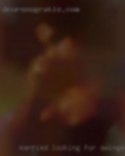 Married looking for a female swingers in Georgia for myself.