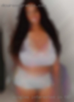 Singles interested in a good for FMF threesomes time.