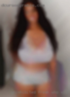 Uninhibited sluts in Kaufman, Texas freak, who is open to a lot.